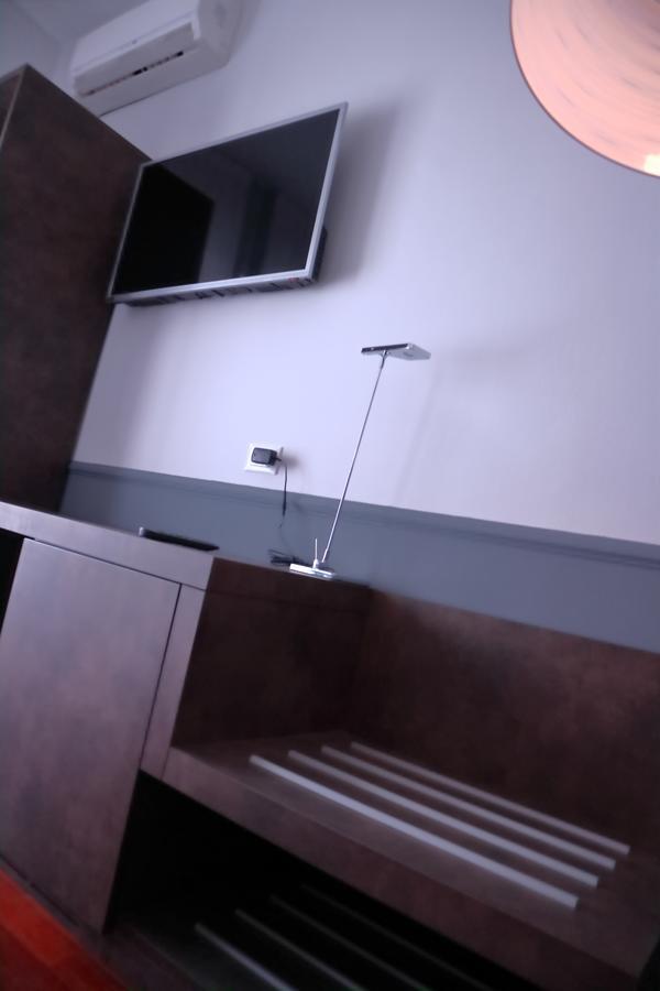 Dimora Dell'Arte - Foresteria Lombarda Smart Rent Sesto San Giovanni Kültér fotó